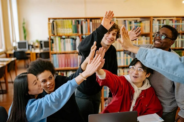 留学汇款和普通汇款的区别.jpg
