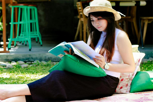 澳大利亚大学本科怎么自己申请?