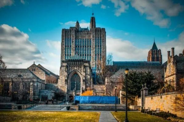 美国西本大学信息系统专业排名靠前吗?还有啥专业值得选?