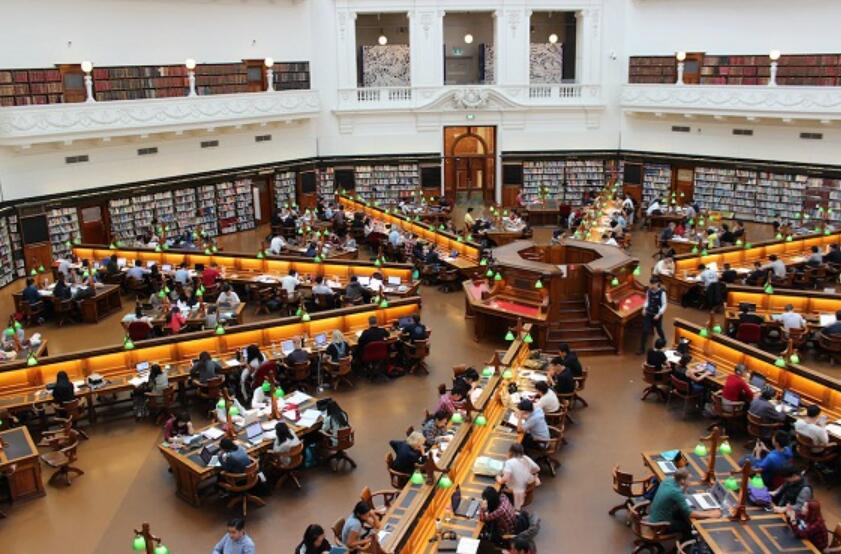 专门从事香港医学护理专业留学的中介机构是哪个?