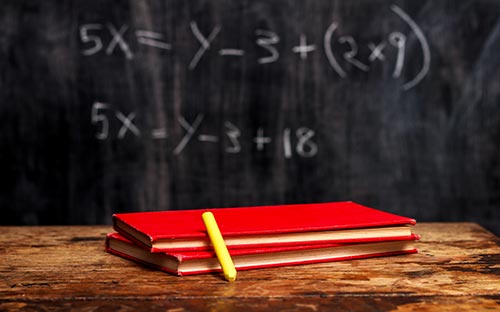 加拿大本科留学一年费用多少